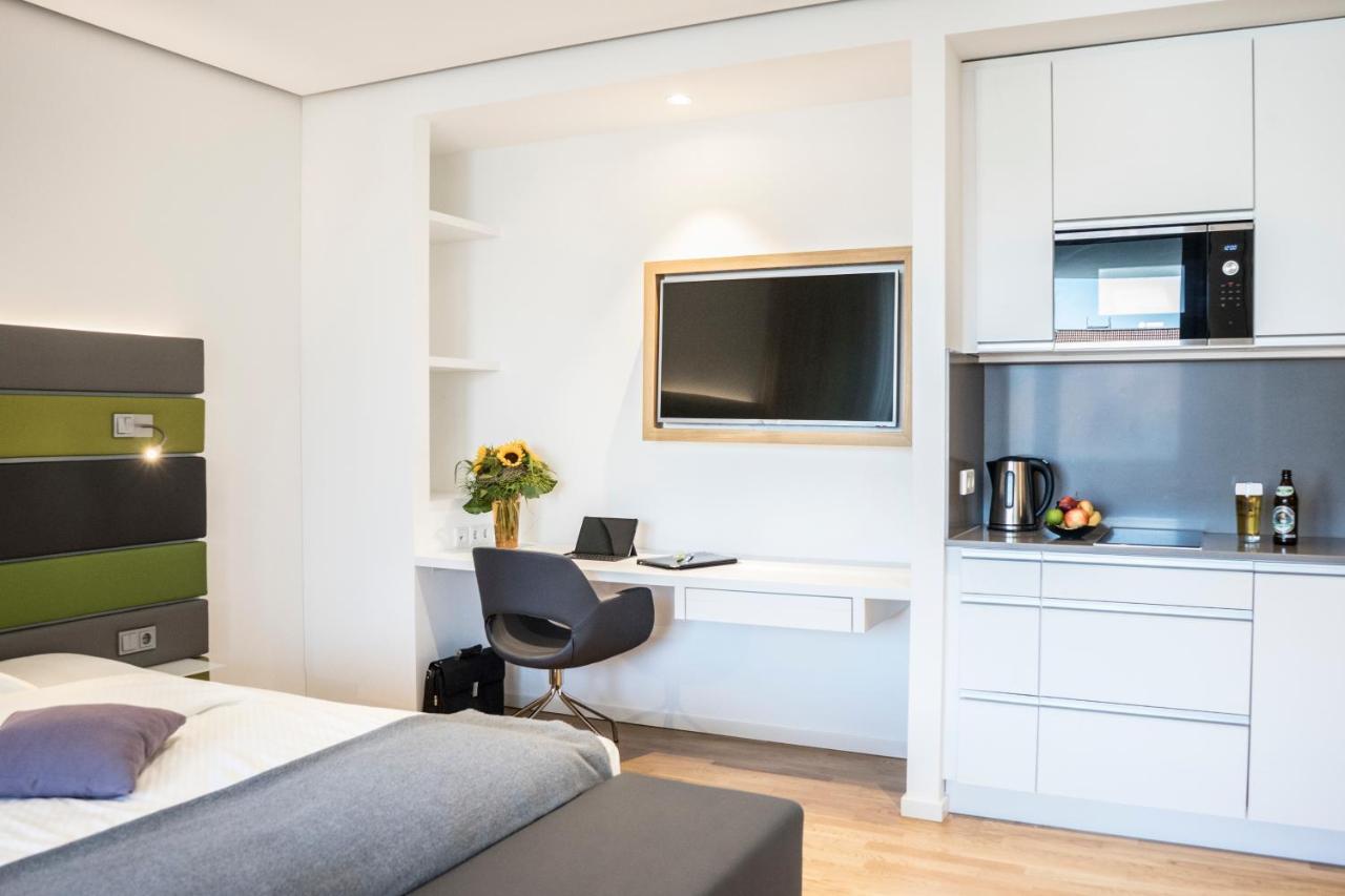 Seven Hotel + Boardinghouse Херцогенаурах Екстериор снимка